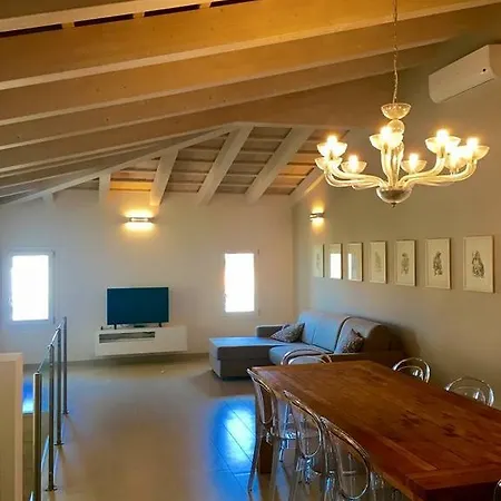 Casa Dexterhouse Vista Laguna *